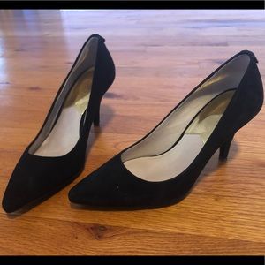 Michael Kors velvet black heels size 7